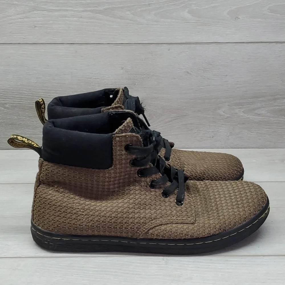 Dr.Martens Womens Maelly WC High Top Sneakers Shoes sz 9